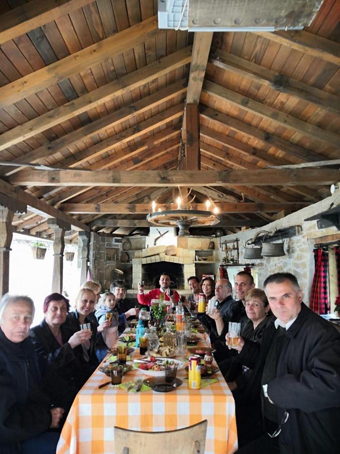 גברובו Къща За Гости Чичарите מראה חיצוני תמונה